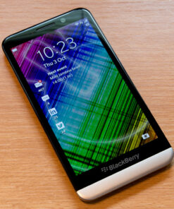 Điện thoại Blackberry Z30